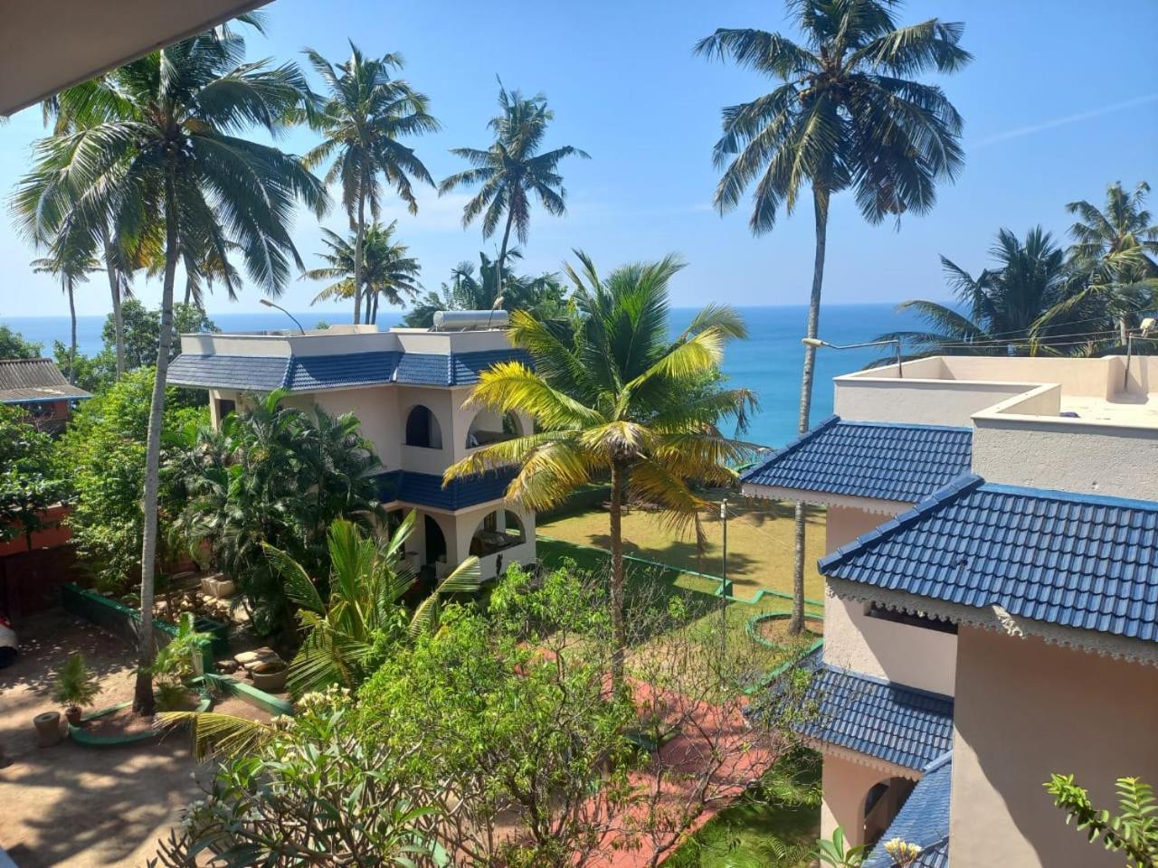 Seashore Beach Resort Varkala Exterior photo